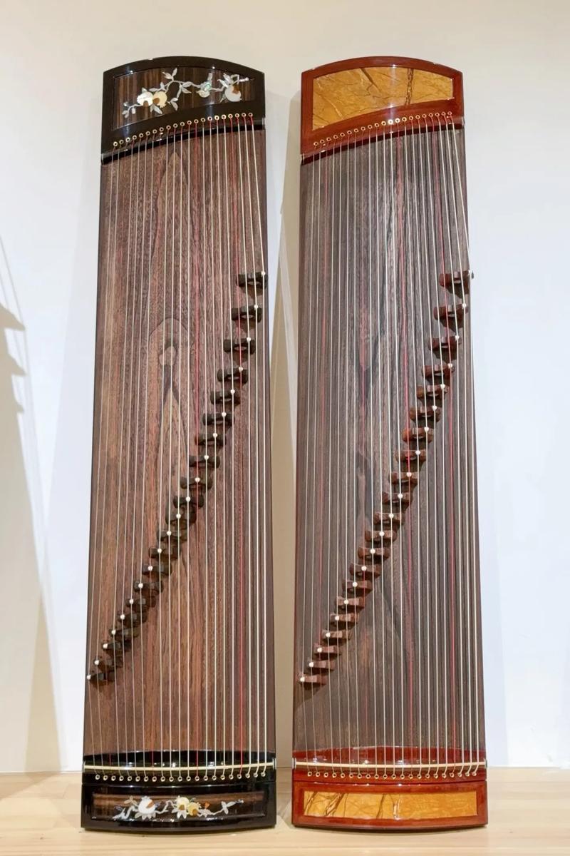 朱雀小古筝:榴花如丹和613型号,都有哦.#古筝 #朱雀古筝