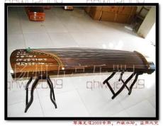 扬琴遗韵，筝音绕梁——探访扬州五亭乐器厂的古筝制作艺术